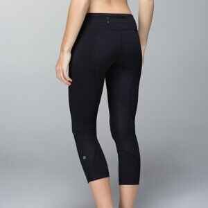 Lululemon Inspire Crop II Capri Leggings Size 8